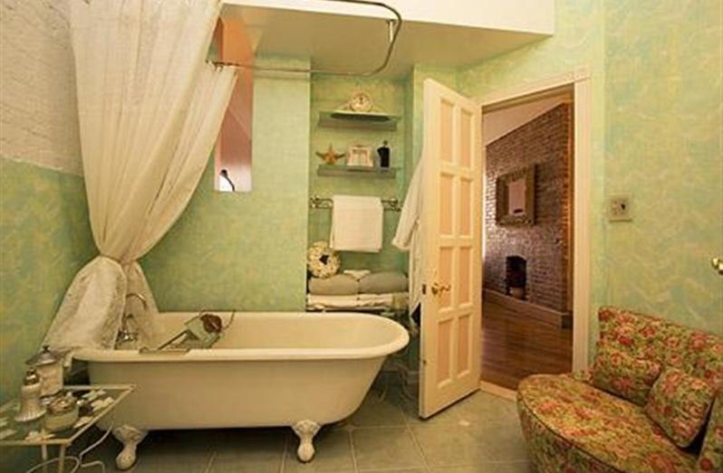 Dandridge Double Room Private Bathroom,632298303:JPEG
