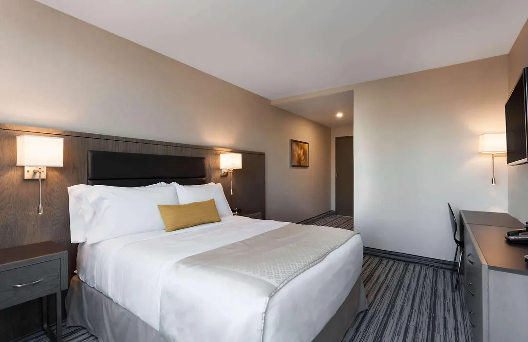 Wyndham Garden Laguardia South-1