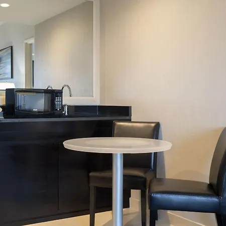 Courtyard By Marriott New York Jfk Airport-2