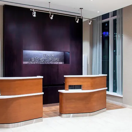 Courtyard By Marriott New York Queens/Fresh Meadows-3