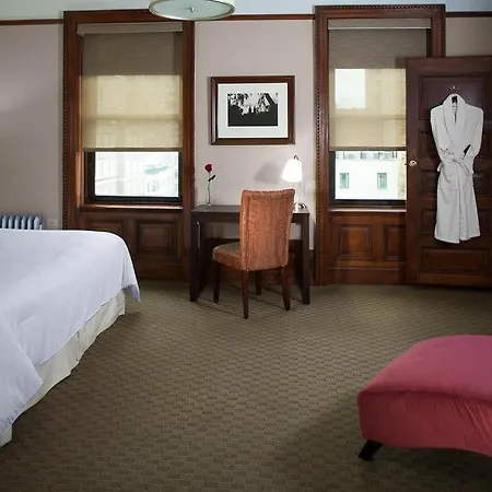 Hotel Wales-3